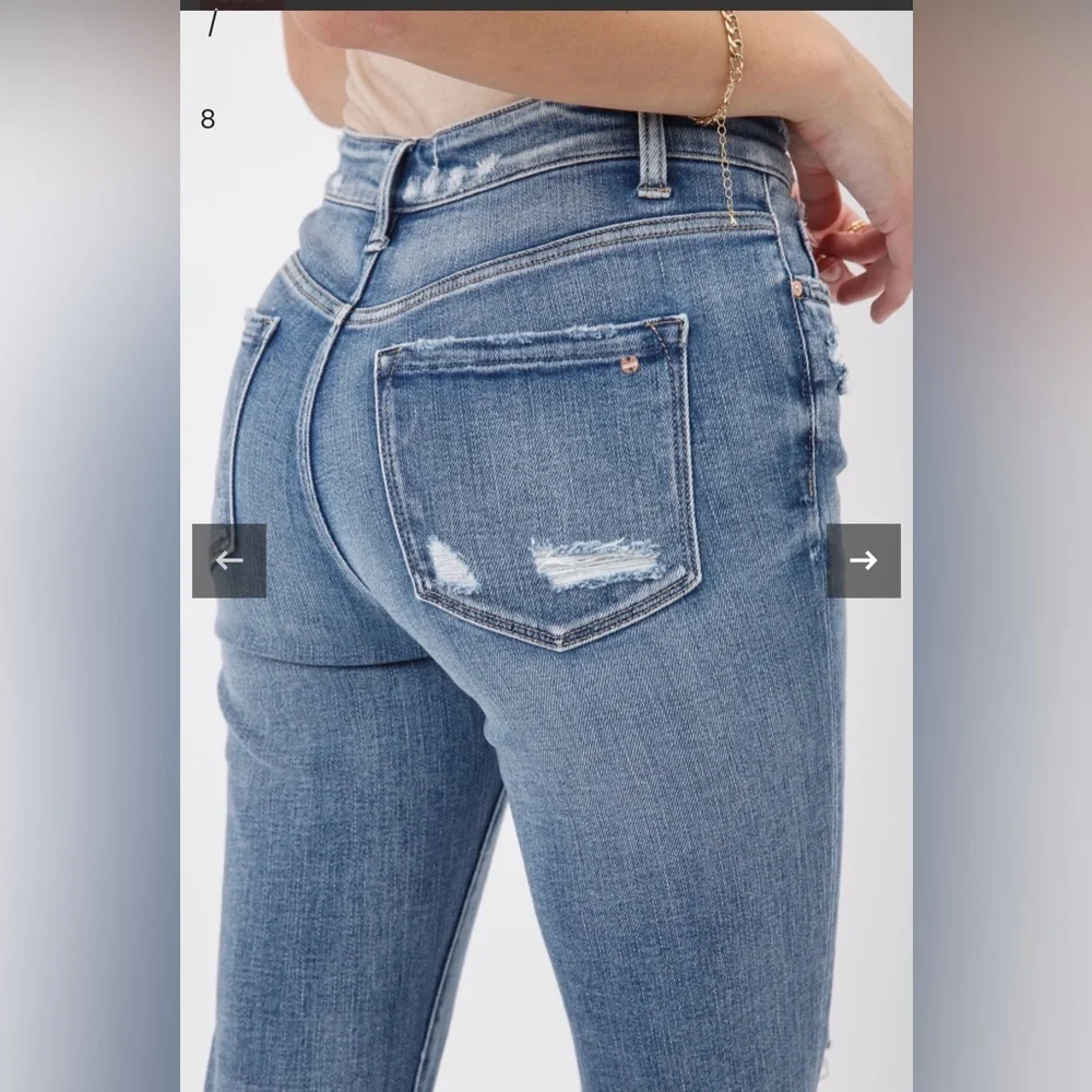 Mica mid rise flared distressed jean - Picture 8 of 8